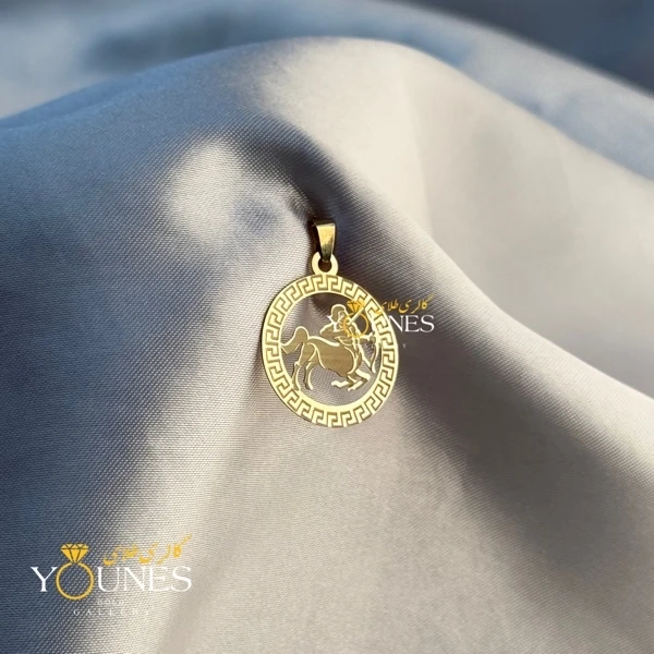 آویز ماه تولد آذر 2cm